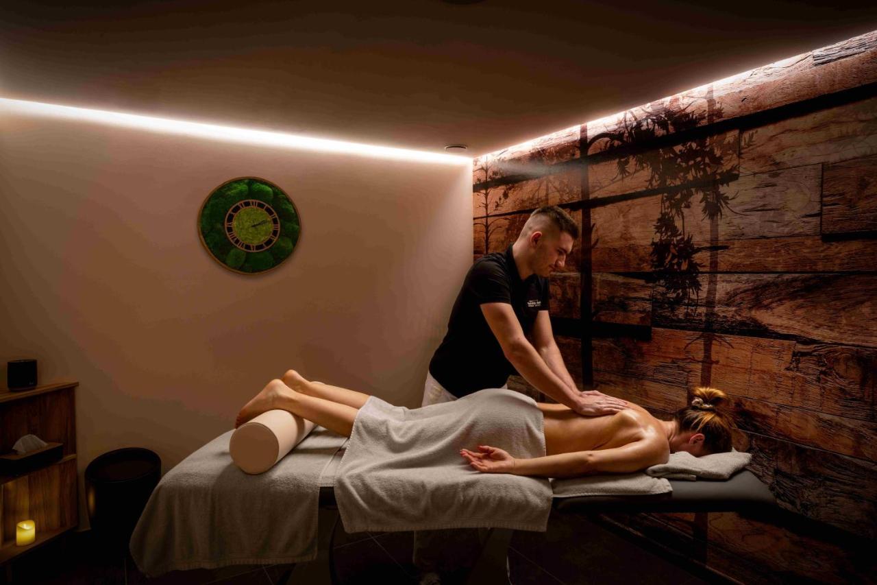 Wellness Hotel Ondrasuv Dvur Bílá Kültér fotó