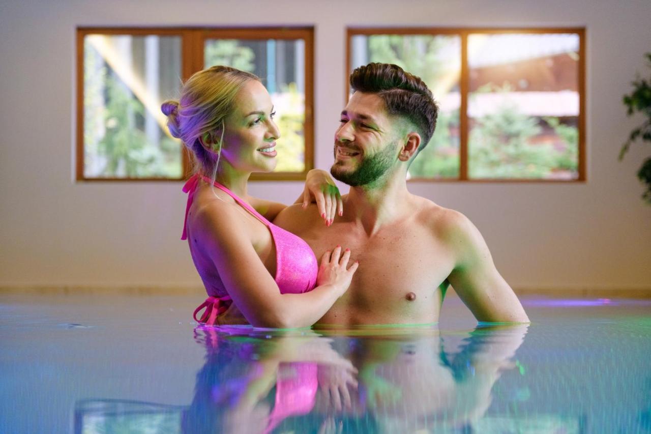 Wellness Hotel Ondrasuv Dvur Bílá Kültér fotó