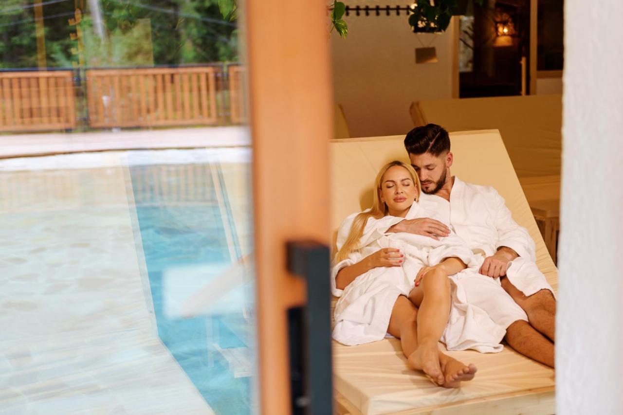 Wellness Hotel Ondrasuv Dvur Bílá Kültér fotó